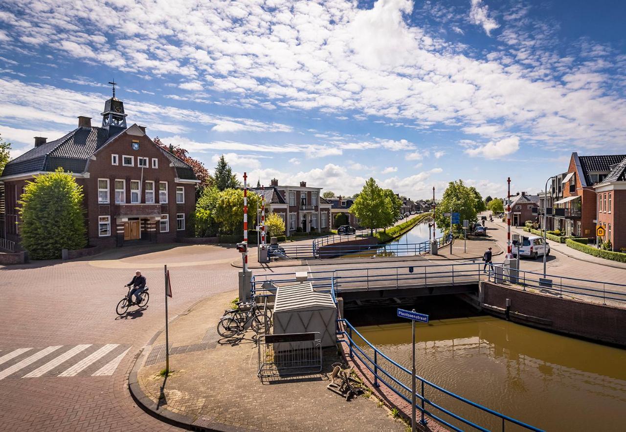 Hotel 'T Gemeentehuis Bedum Exterior foto